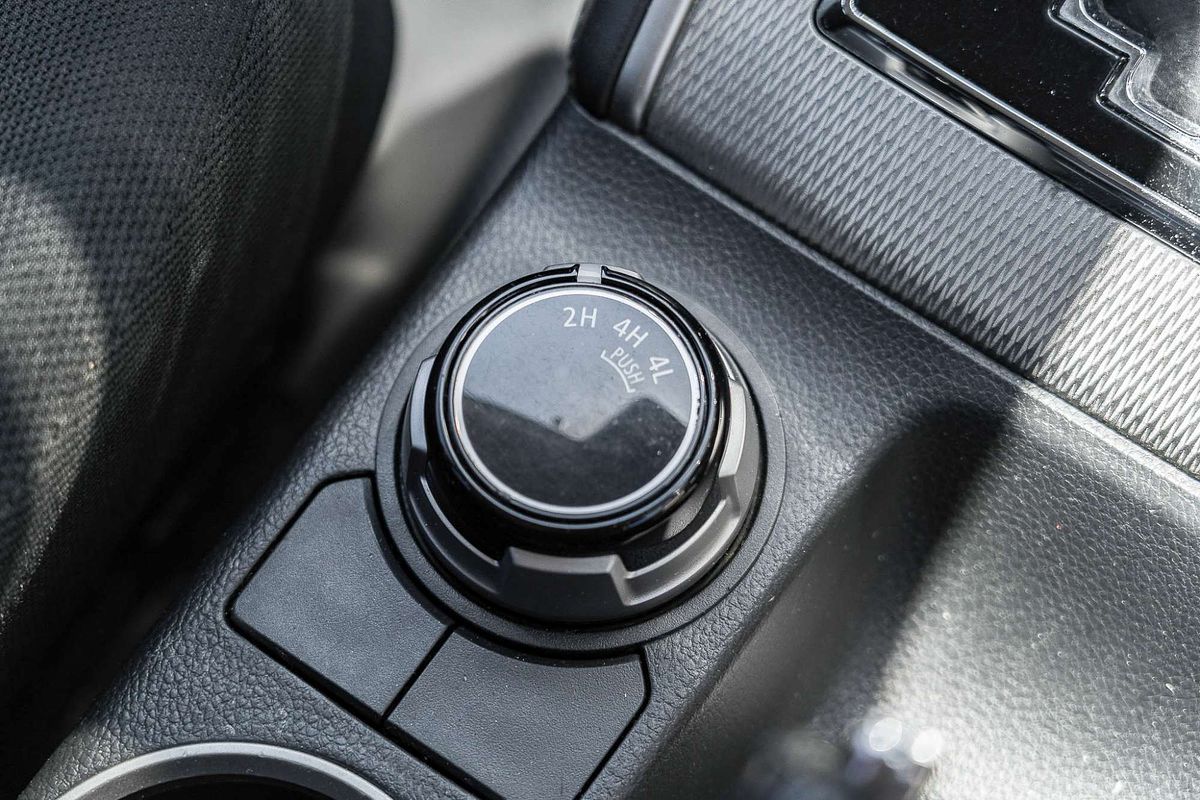 2020 Mitsubishi Triton GLX+ MR 4X4