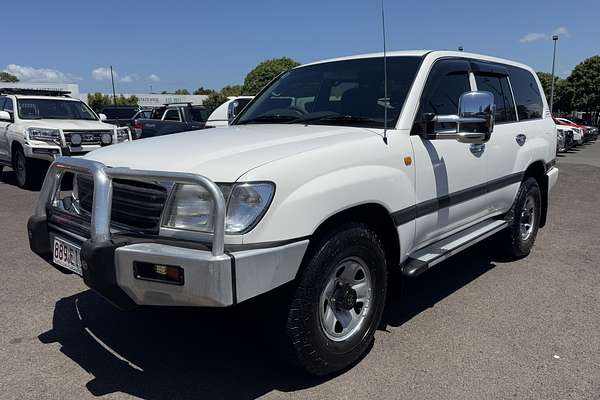 2003 Toyota Landcruiser GXL UZJ100R