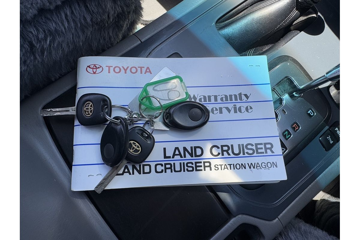 2003 Toyota Landcruiser GXL UZJ100R