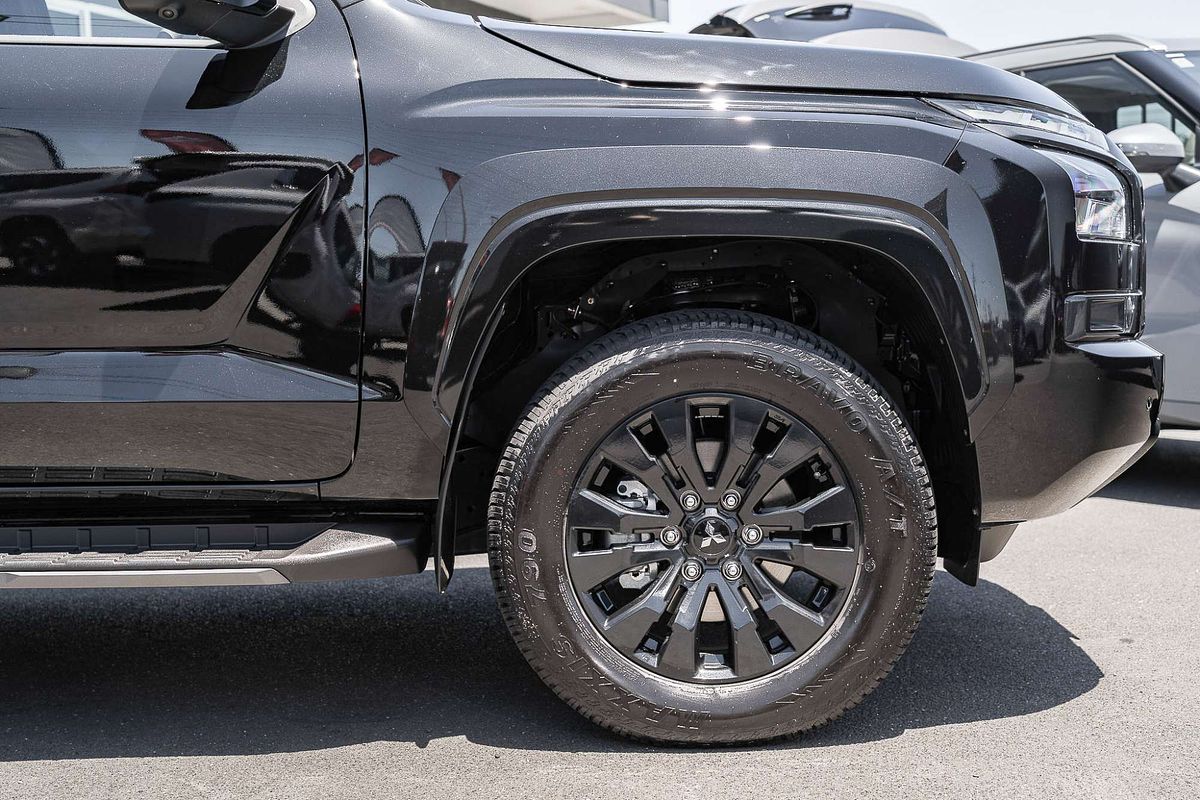 2025 Mitsubishi Triton GSR MV 4X4