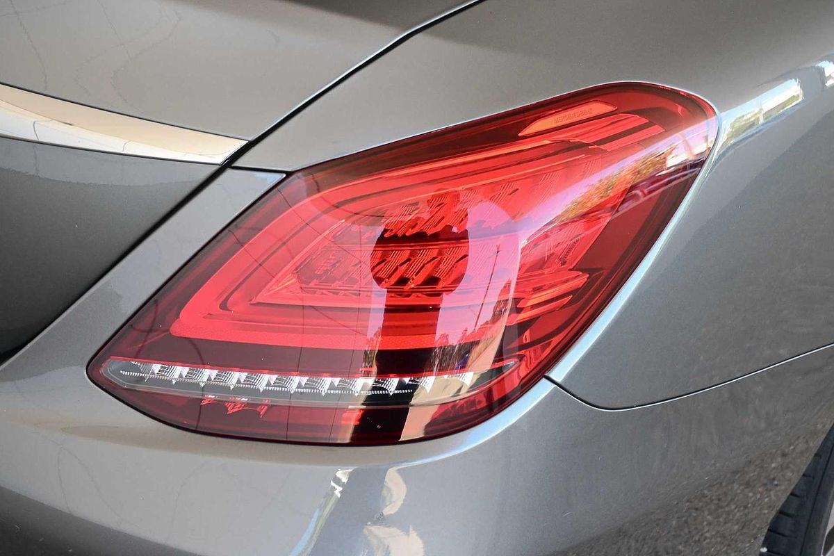 2019 Mercedes-Benz C-Class C200 W205