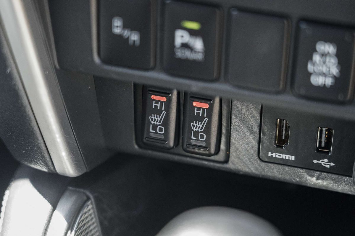 2022 Mitsubishi Triton GLS MR 4X4