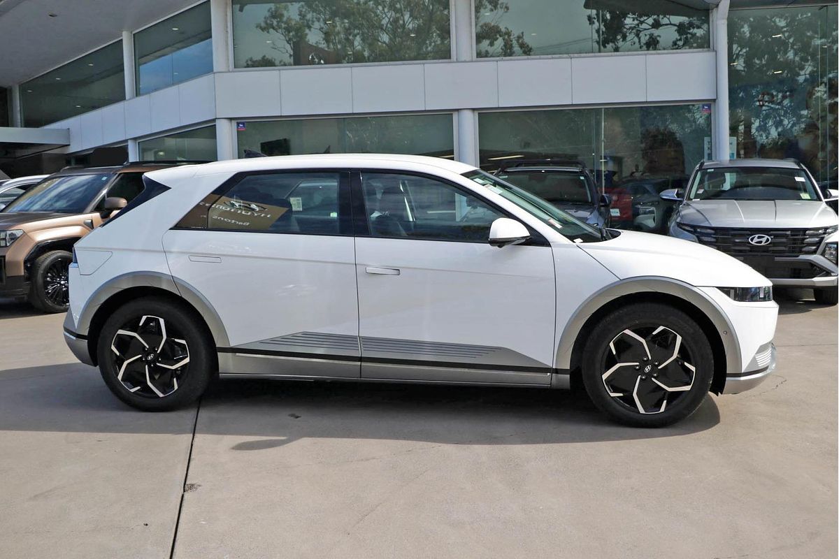 2024 Hyundai IONIQ 5  NE.V4