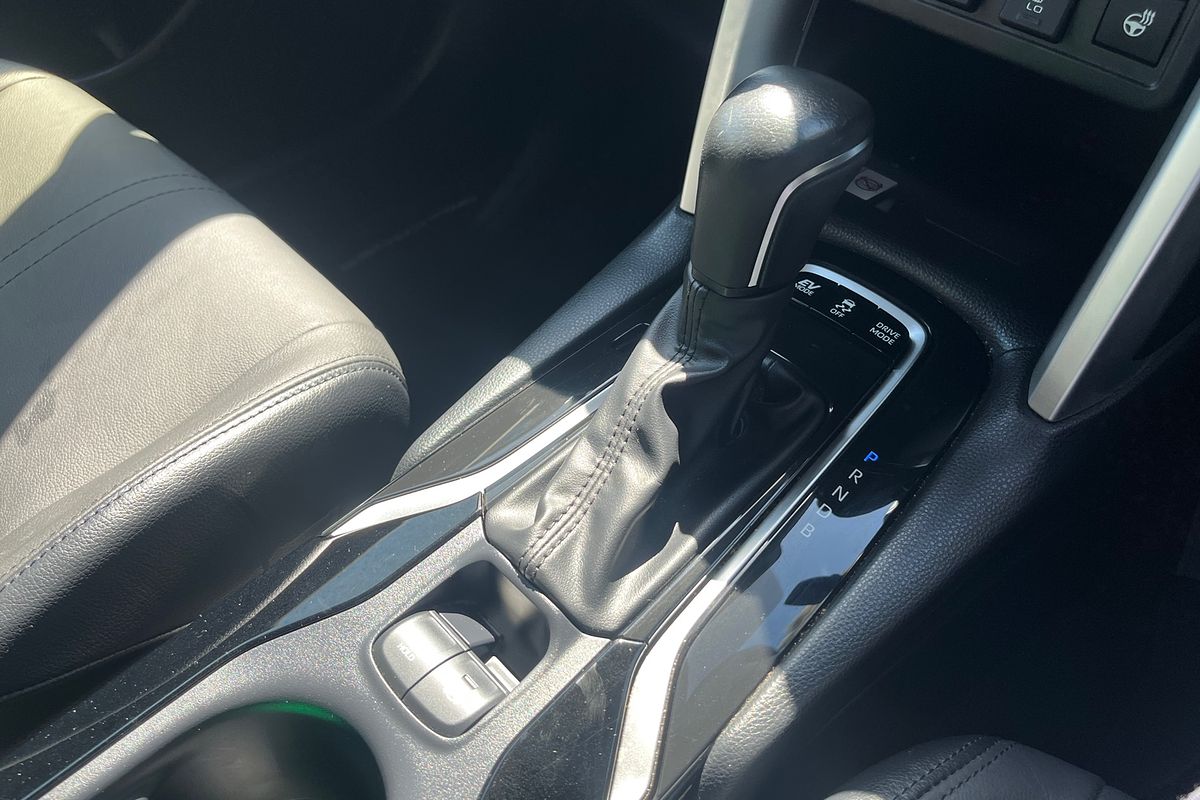 2023 Toyota Corolla Cross Atmos MXGH10R