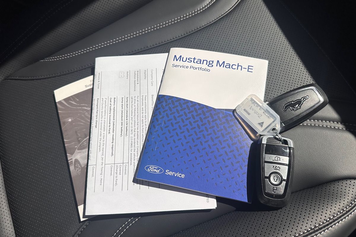 2023 Ford Mustang Mach-E Select