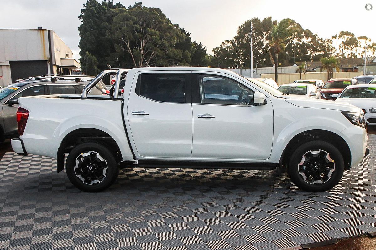 2025 Nissan Navara ST-X D23 4X4