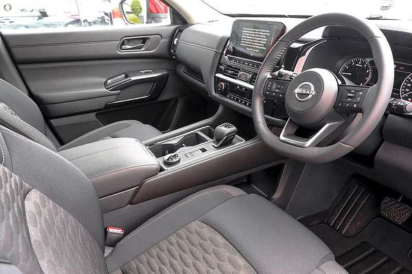 2025 Nissan Pathfinder ST-L R53