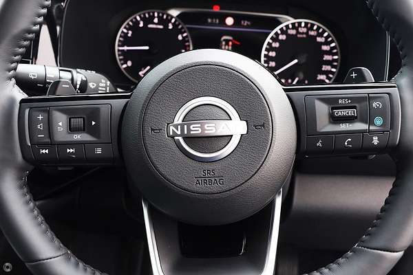 2025 Nissan Pathfinder ST-L R53