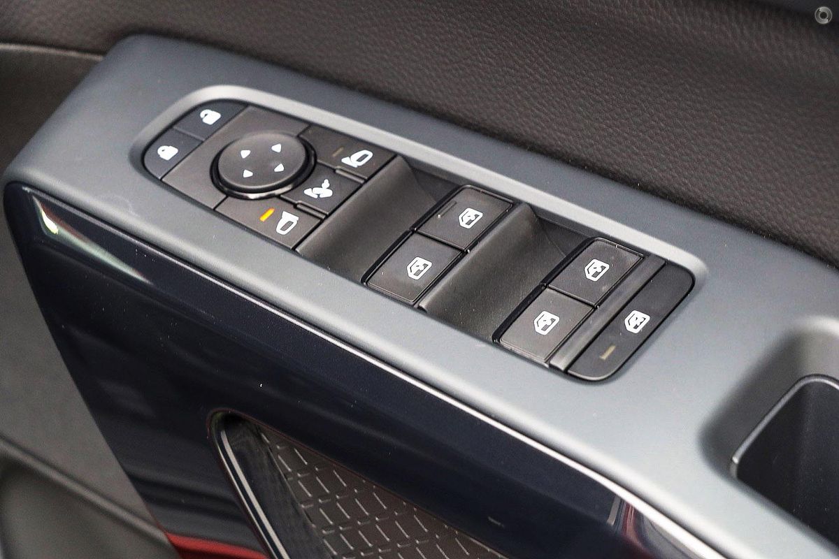 2025 Nissan Pathfinder ST-L R53