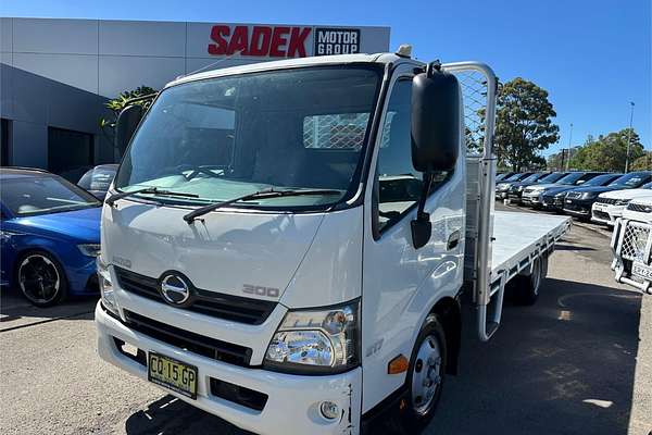 2018 Hino 300 Series 617 4x2 MWB