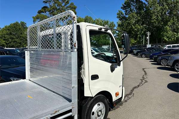 2018 Hino 300 Series 617 4x2 MWB