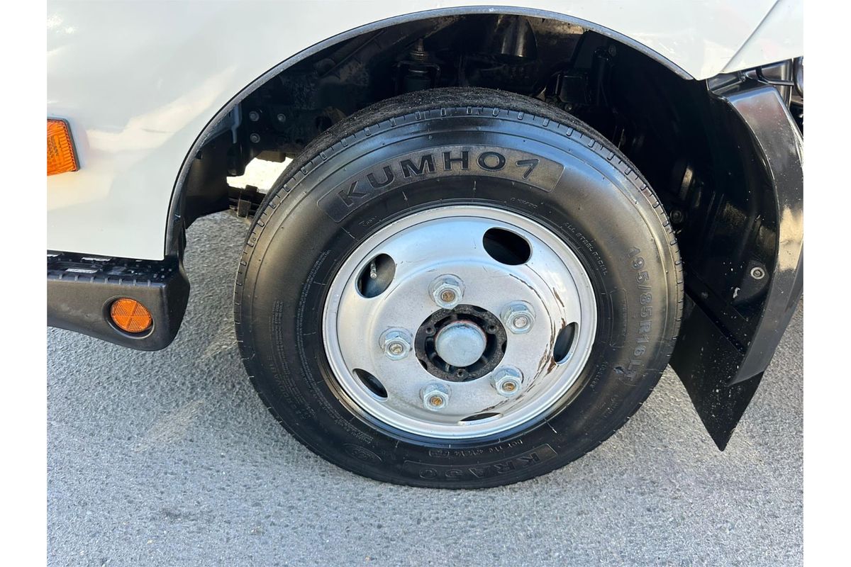 2018 Hino 300 Series 617 4x2 MWB