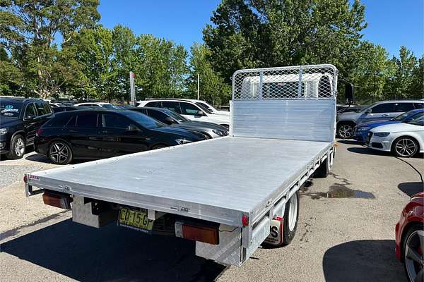 2018 Hino 300 Series 617 4x2 MWB