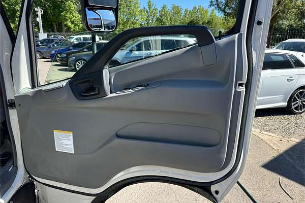 2018 Hino 300 Series 617 4x2 MWB