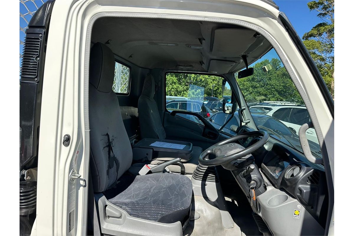 2018 Hino 300 Series 617 4x2 MWB