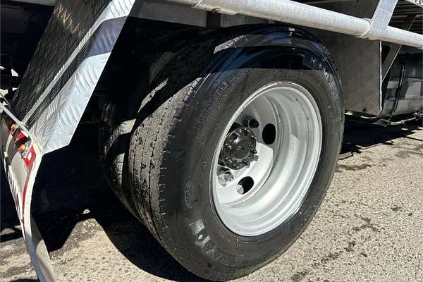 2018 Hino 300 Series 617 4x2 MWB