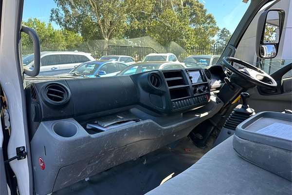 2018 Hino 300 Series 617 4x2 MWB