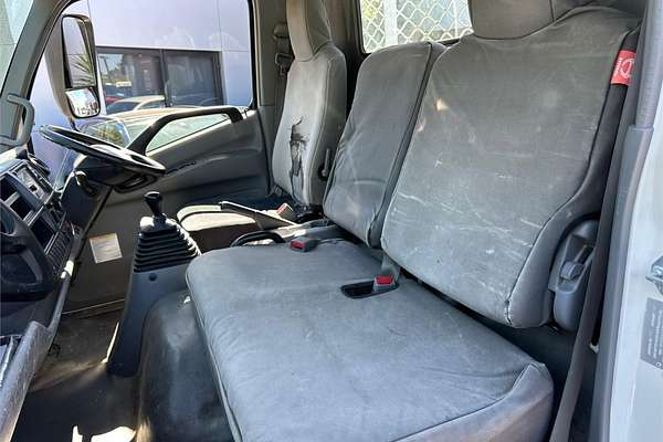 2018 Hino 300 Series 617 4x2 MWB