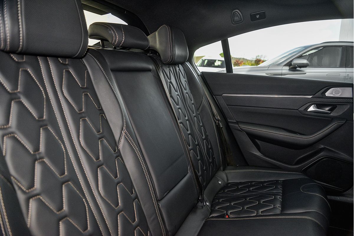 2022 Peugeot 508 GT R8