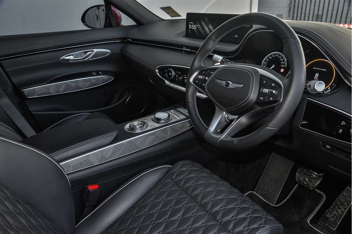 2023 Genesis GV70 3.5T AWD Sport JK.V2