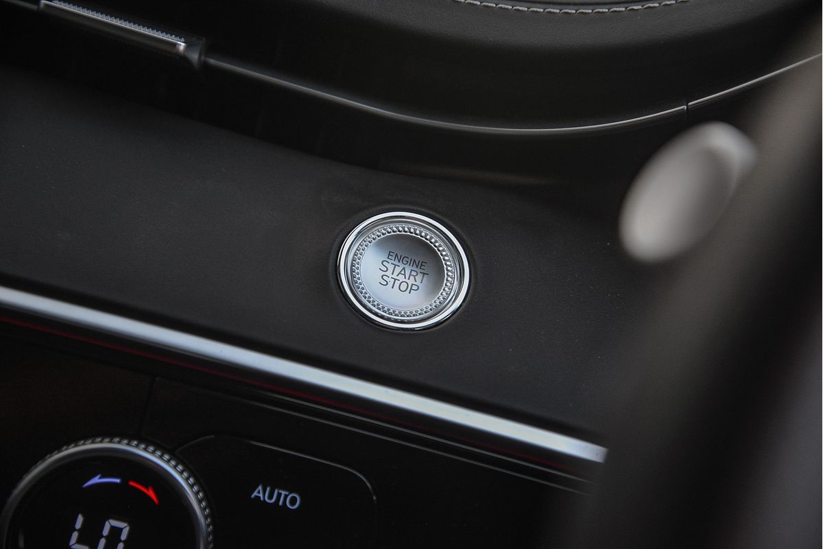 2023 Genesis GV70 3.5T AWD Sport JK.V2