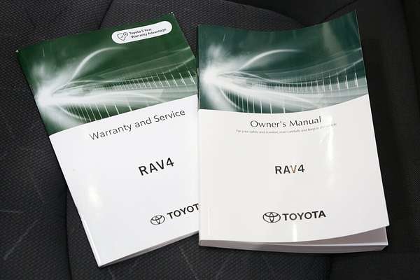 2022 Toyota RAV4 GXL MXAA52R