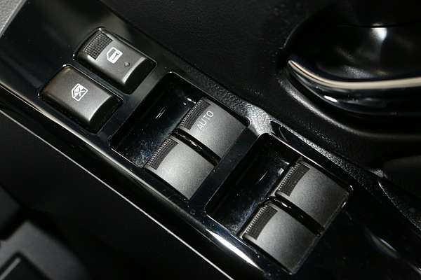 2020 Isuzu MU-X LS-T