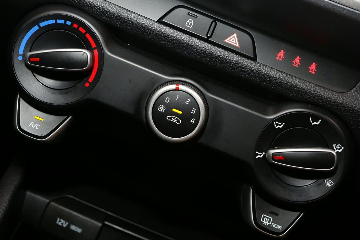 2021 Kia Stonic S YB