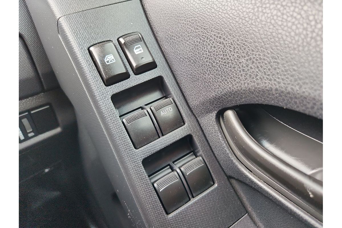 2018 Isuzu D-MAX SX High Ride Rear Wheel Drive