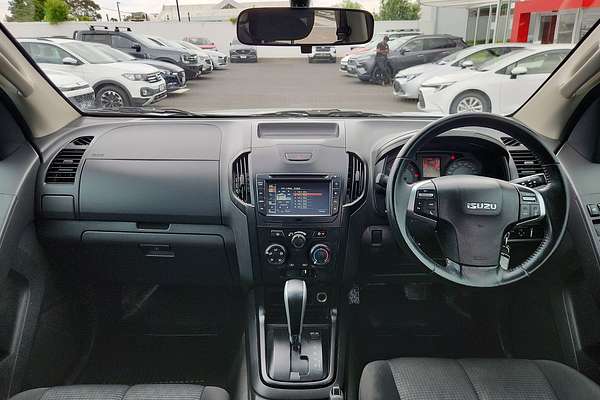 2018 Isuzu D-MAX SX High Ride Rear Wheel Drive