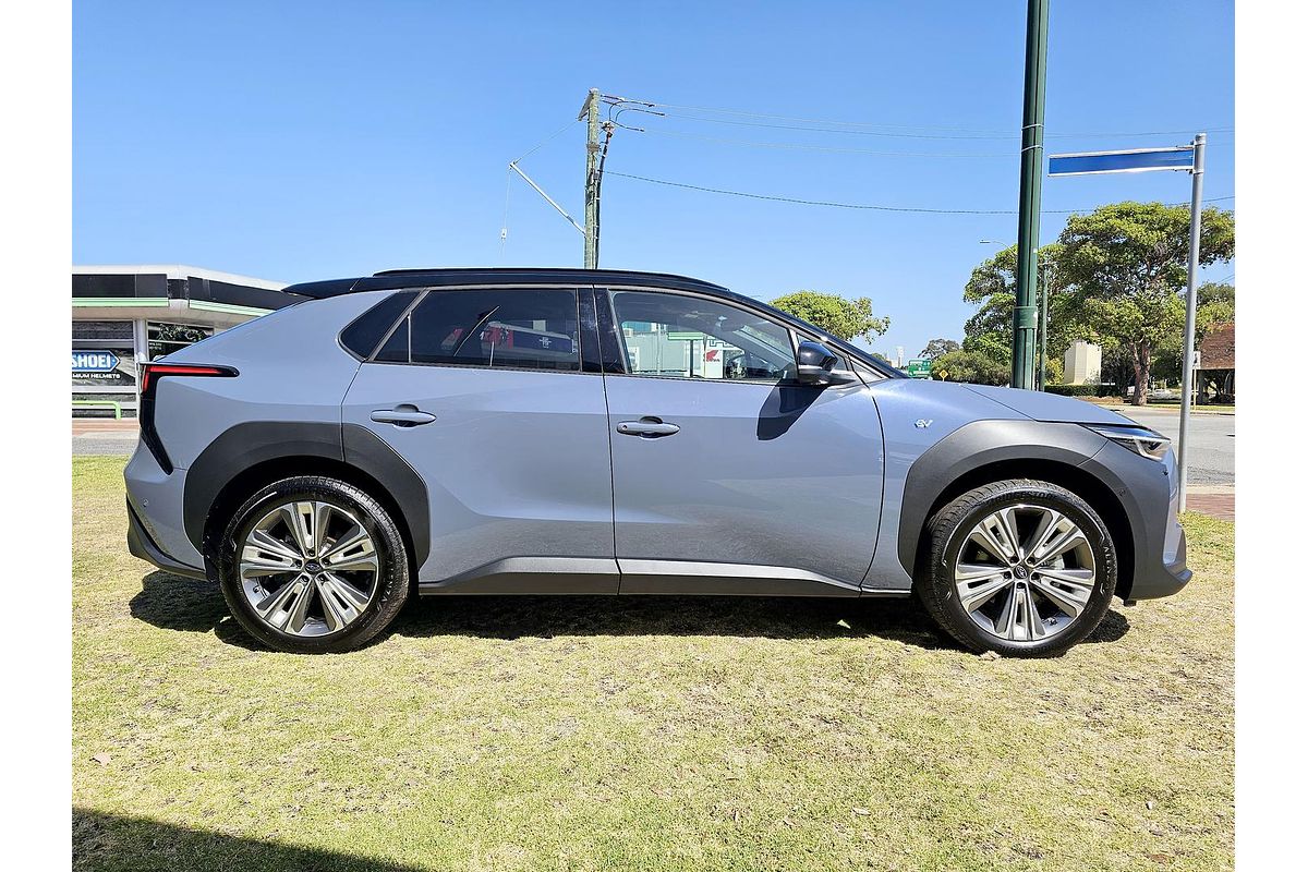 2024 Subaru Solterra AWD Touring E1-1
