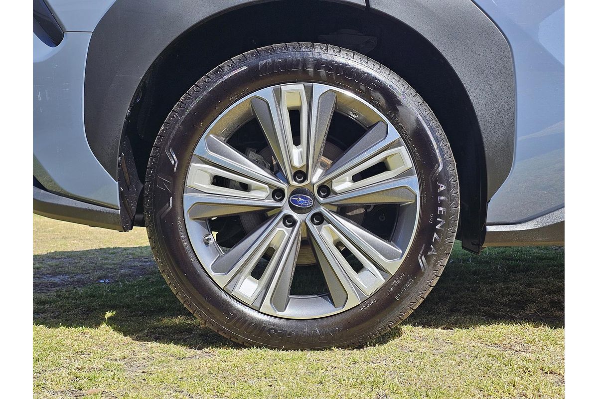 2024 Subaru Solterra AWD Touring E1-1