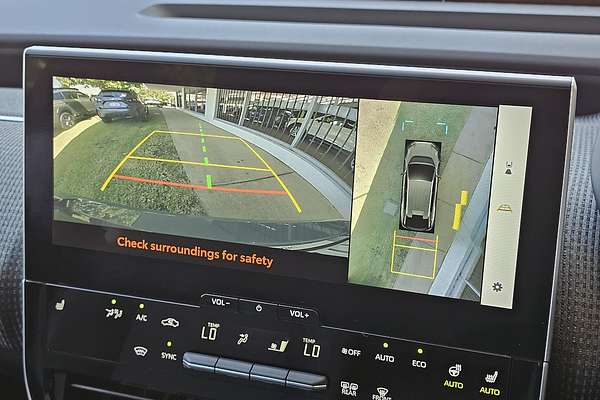 2024 Subaru Solterra AWD Touring E1-1