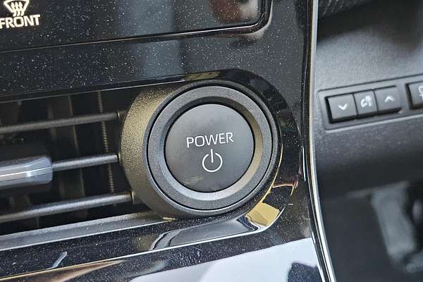 2024 Subaru Solterra AWD Touring E1-1