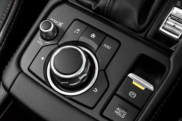 2025 Mazda CX-3 G20 Akari DK