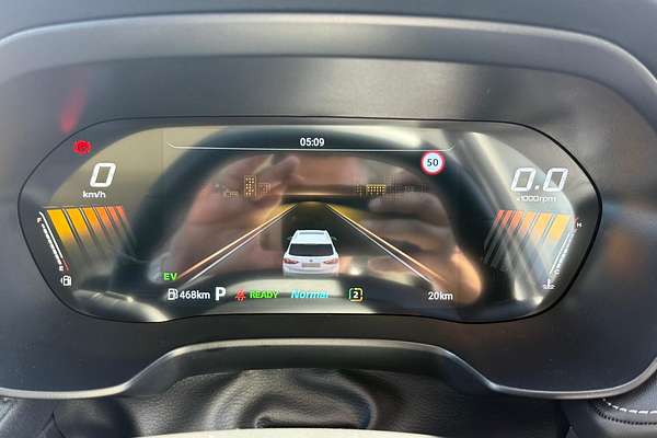 2025 MG ZS Essence Hybrid+ ZS32