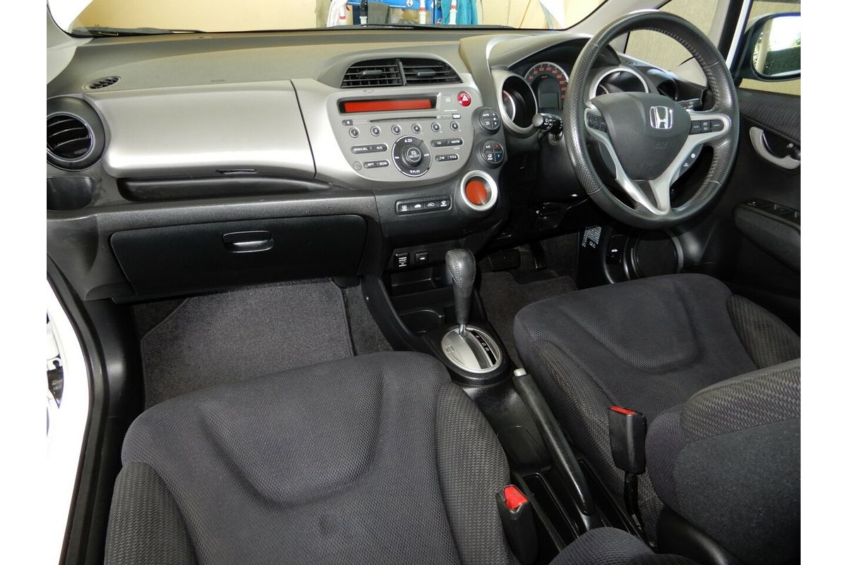 2012 Honda Jazz Vibe-S GE