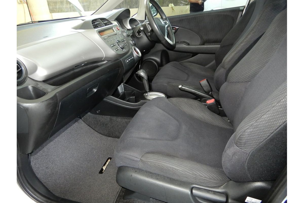 2012 Honda Jazz Vibe-S GE