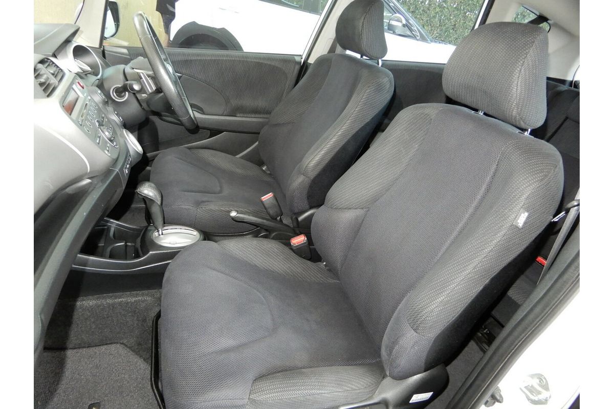 2012 Honda Jazz Vibe-S GE