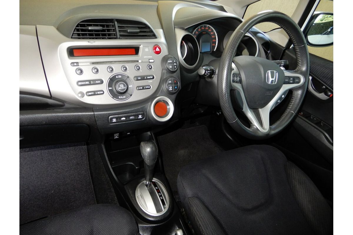 2012 Honda Jazz Vibe-S GE