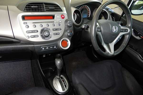 2012 Honda Jazz Vibe-S GE