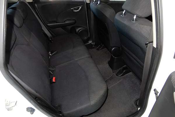 2012 Honda Jazz Vibe-S GE