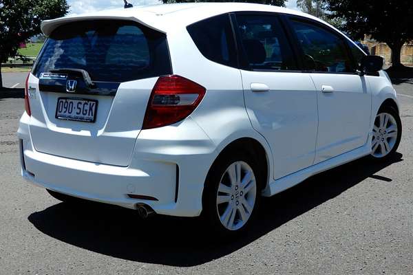 2012 Honda Jazz Vibe-S GE