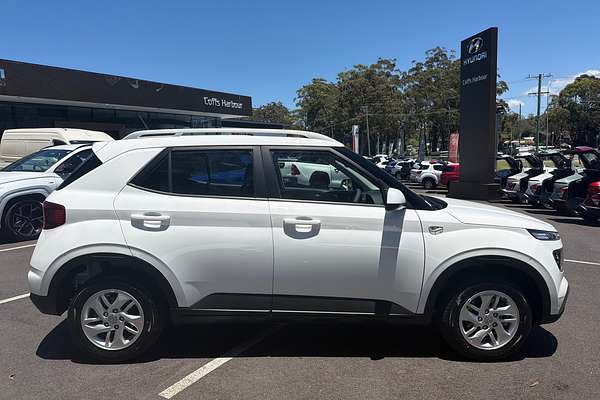 2025 Hyundai Venue  QX.V5