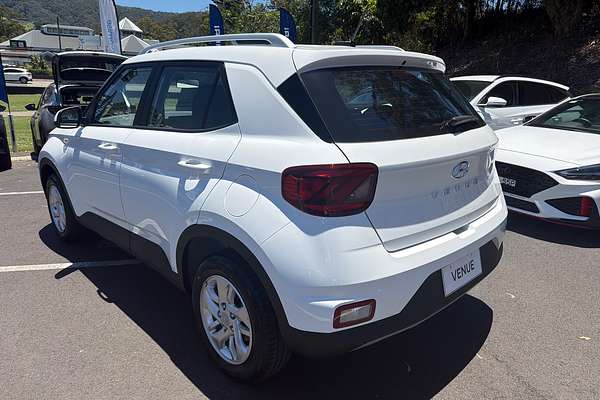 2025 Hyundai Venue  QX.V5