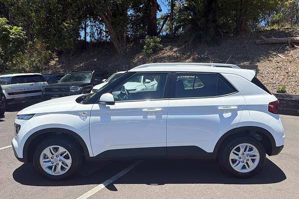 2025 Hyundai Venue  QX.V5