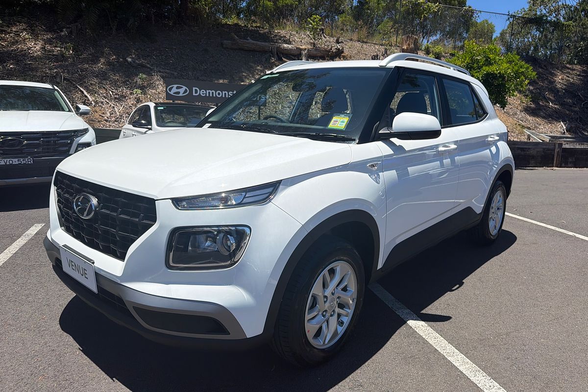 2025 Hyundai Venue  QX.V5