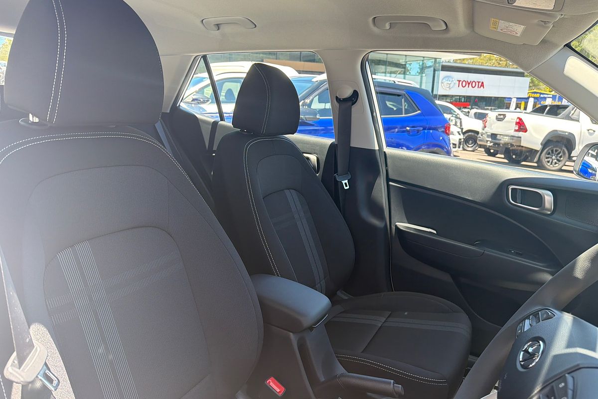 2025 Hyundai Venue  QX.V5