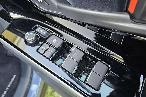 2024 Subaru Solterra AWD Touring E1-1