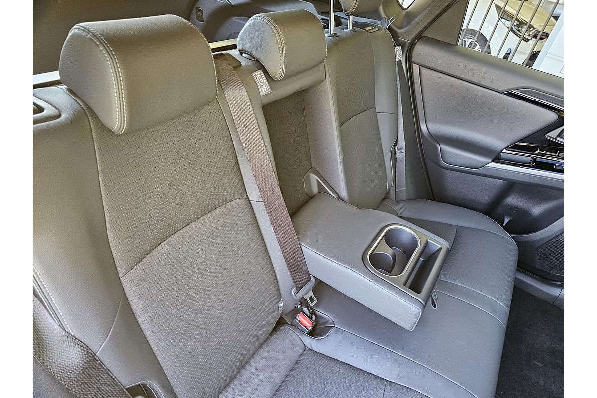 2024 Subaru Solterra AWD Touring E1-1